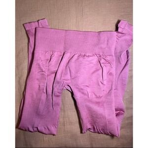 Lazuli Label Leggings Contour